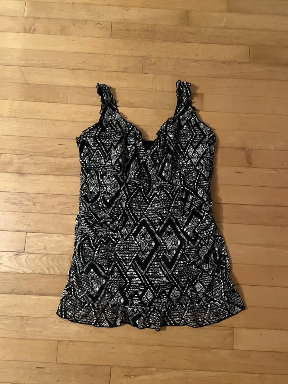 Becca by Rebecca Virtue black & white one piece Dress Swimsuit Size 2X (20-22)